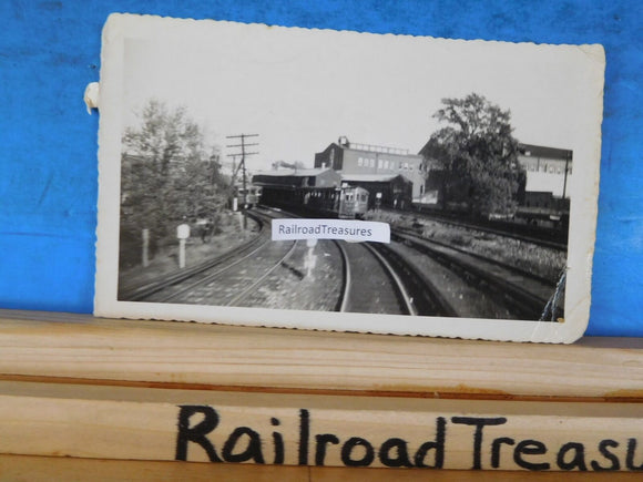 Photo Philadelphia Suburban Transportation double truck cars 6 X 3.5