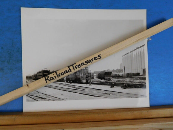 Photo M-K-T Railway Locomotive #94 8 X 10 B&W Katy Kansas City 1971