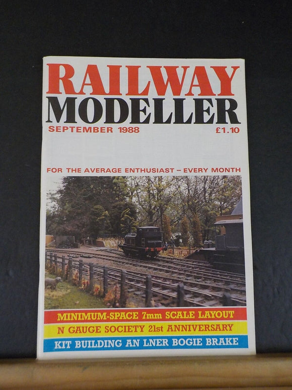 Railway Modeller 1988 September Minimum-Space 7mm Scale Layout Kit building LNER