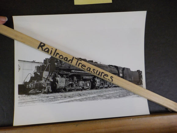 Photo Western Pacific Locomotive #254  steam  1952 Bayshore CA     B&W 8x10