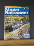 Model Railroader Magazine 2005 June West Virginia Northern Loads for flatcars