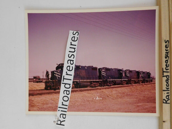 Photo Missouri Pacific Locomotive #466, 423, 460  8 x 10 Color MP Little Rock 63