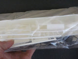 Monogram Fruehauf 40’ Reefer Snap Tite Model Kit 1/32 Monogram