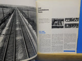 Les Chemins de fer en France Soft Cover 1966 124 pages