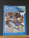 Model Railroading 1992 November Conrail C40-8W 89' Autoracks Scenery on track