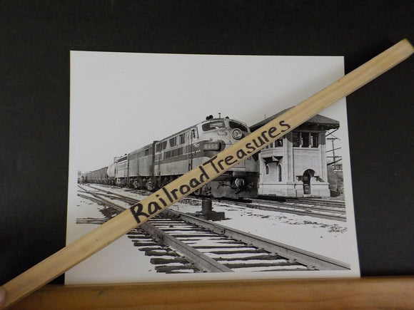 Photo Erie Lackawanna Locomotive #8454  Train SC2 Port Morris NJ 1967 8 X 10 B&W