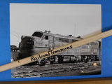 Photo Baltimore & Ohio Railroad Locomotive #4487  8 X 10 B&W B&O 1967 Louisville