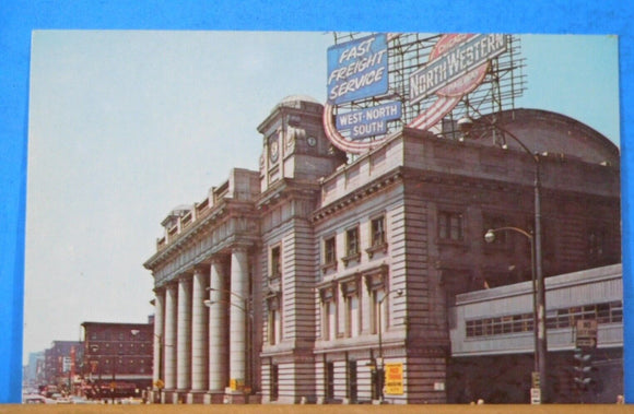 Postcard Chicago & North Western Railway Station DT-28835-C