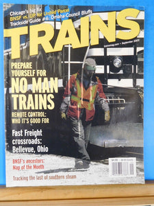 Trains Magazine 2003 September No Man Trains Bellevue OH Fast freight crossroads