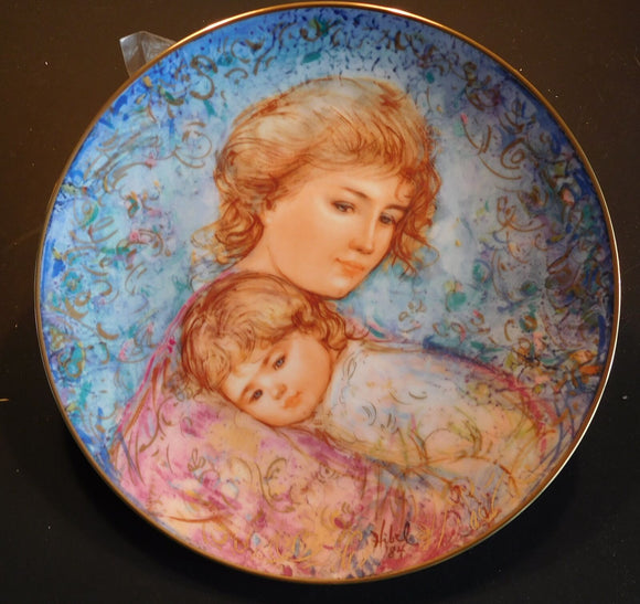 Plate Mother’s Day annual 1984 Abby and Lisa    f0243