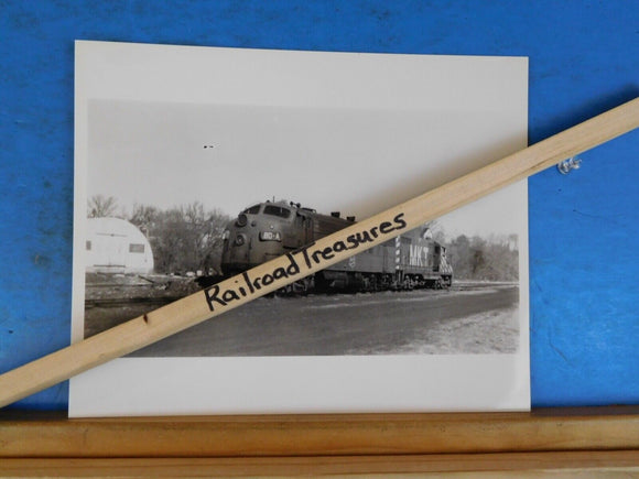 Photo M-K-T Railway Locomotive #80-A 8 X 10 B&W Katy Joplin MO 1975