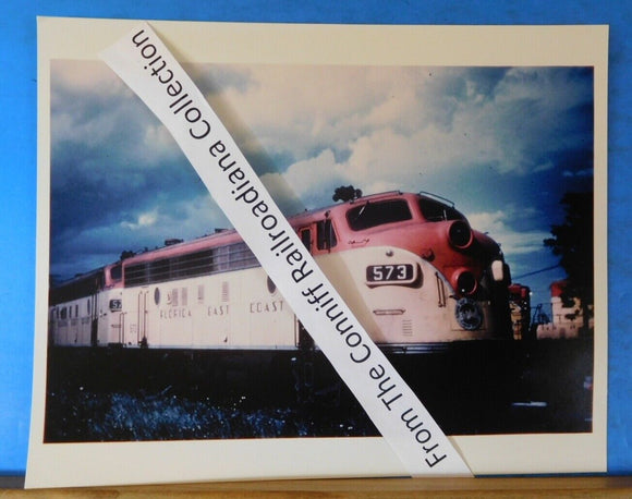 Photo Florida East Coast Locomotive #573 8X10 Color FEC