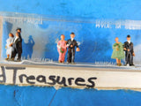Merten HO #967 Wedding guests 3 couples