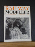 Railway Modeller 1966 February V17 # 184 LMS Non-corridor brake third