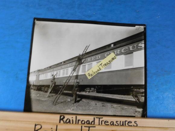 Photo Cole Bros. World Toured Circus #70 Memphis   8X10 Black & white