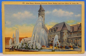 Postcard Aloe Plaza Showing Fountain Union Station and Post Office St. Louis