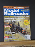 Model Railroader Magazine 2006 July Build prototype signals Realistic Lake Tools