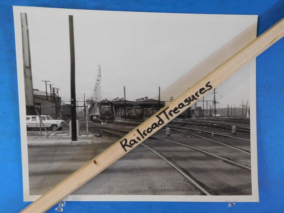 Photo Southern Pacific Railroad Locomotive #8621 8 X 10 B&W San Antonio TX  1975
