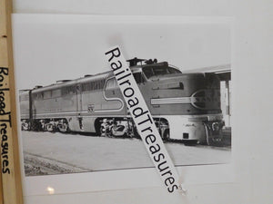 Photo Santa Fe Locomotive #55 8 X 10 B&W Anaheim CA 1967