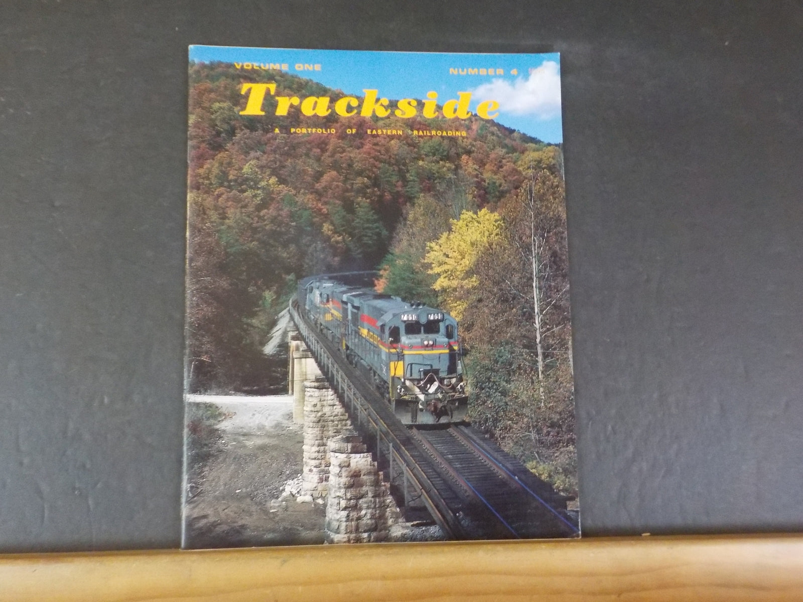 Trackside Vol 1 #4 Portfolio of Eastern Railroading Color photographs ...
