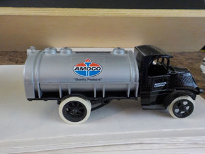 ERTL AMOCO Antique Tanker Bank #2 Die cast metal locking coin bank