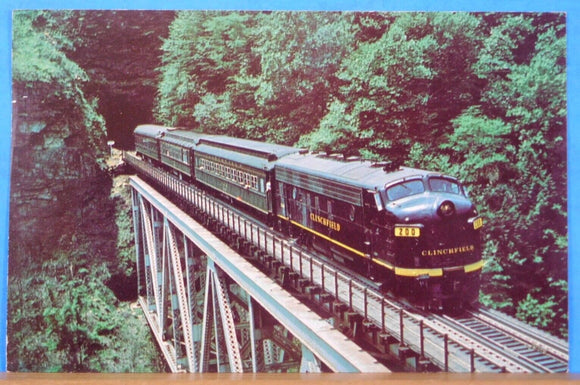 Postcard Clinchfield #200 Locomotive and passenger cars 1975 3 ½ X 5 ½
