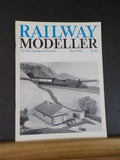 Railway Modeller 1970 May Modeling the Caledonian Container wagons Wagon bodies