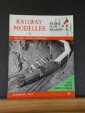 Railway Modeller 1961 September V12 #131 A line from down under Turntable remote