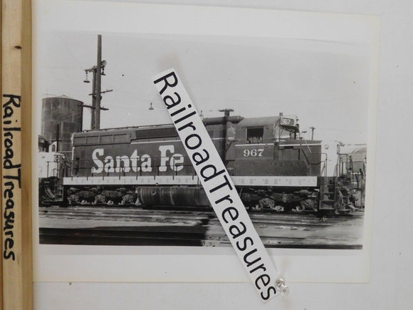 Photo Santa Fe Locomotive #967 8 X 10 B&W Kansas City MO 1972