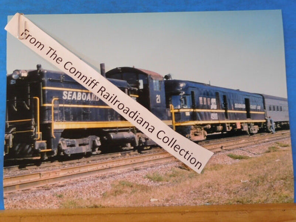 Photo SeaBoard Coast Line Locomotive #21 4900  8X11.5 Color