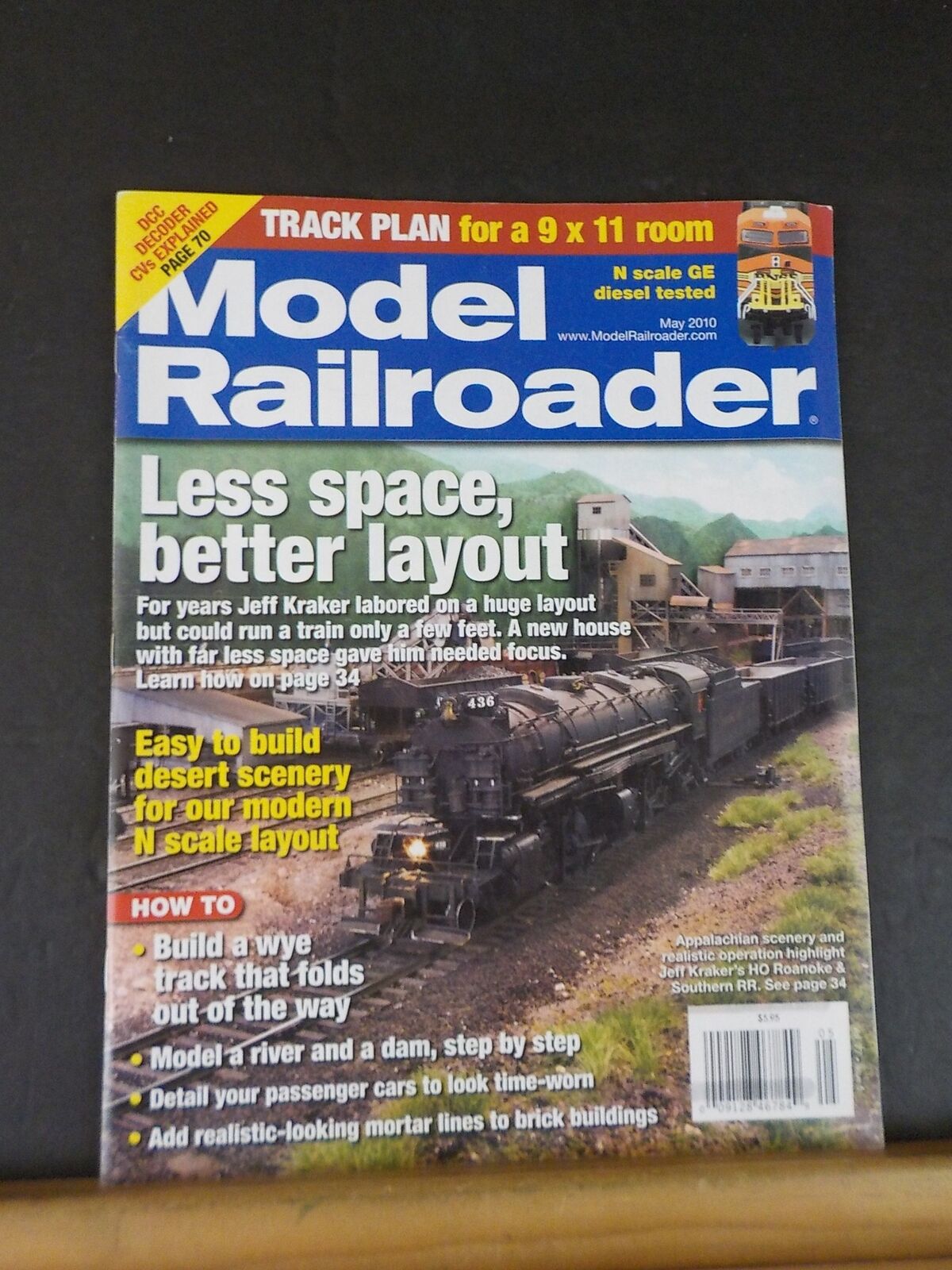 Model Railroader Magazine 2010 May Less pace, better layout Desert sce ...