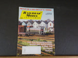 Railroad Model Craftsman Magazine 2010 July Modeling backyards PRR Flat car & lo