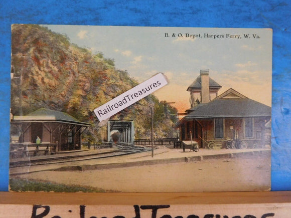 Postcard B&O Depot, Harpers Ferry WV Baltimore & Ohio