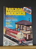 Railroad Modeler 1976 April Wrecking cranes Signal towers Air brush weathering
