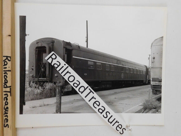 Photo Missouri Pacific Passenger Car #404 8 X 10 B&W St Louis MO 1971 MP