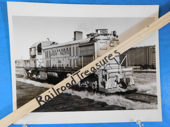 Photo Union Pacific Locomotive #1282  8 X 10 B&W