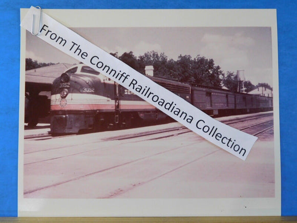 Photo Seaboard Coast Line Locomotive #3052 8X10 Color