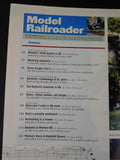 Model Railroader Magazine 2000 December Realistic waterfalls & water Wabash in H