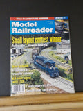 Model Railroader Magazine 2001 April Southern Ry transfer cabooses 3 color signa