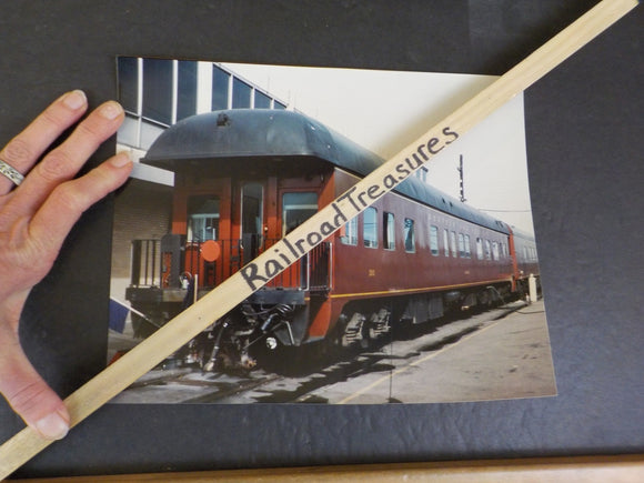 Photo Norfolk & Western Passenger Car #300 Norfolk VA 1972      8 x 10 Color