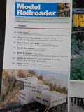 Model Railroader Magazine 2003 April 1950s town Basics of painting decaling