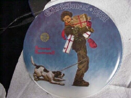 Plate Christmas 1981 Wrapped Up in Christmas Norman Rockwell  P0400