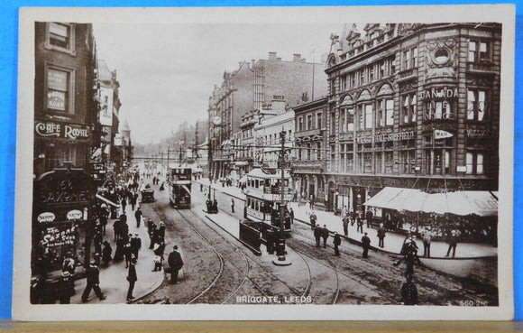 Postcard Briggate Leeds England Real Photograph Printed in Britain