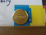 Button Frisco Waterbury one button Gold in color large