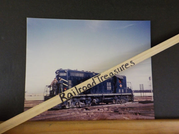 Photo Texas & Pacific Railway Locomotive #113 8 x 10 color MP Fort Worth TX 1963
