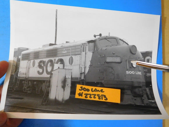 PHOTO SOO Line Locomotive #2228-B Sault Ste. Marie Michigan 1977 5x7