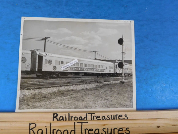 Photo Ringling Bros and Barnum & Bailey Circus car #57 8X10 Black & white
