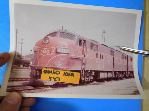 PHOTO Gulf Mobile & Ohio Locomotive #101A GM&O Color Photo 5x7