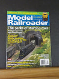 Model Railroader Magazine 2018 April Perks of starting over Backdrop & lighting