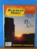 Railroad Model Craftsman Magazine 1981 December Snow scenes SDP45 model Small tr